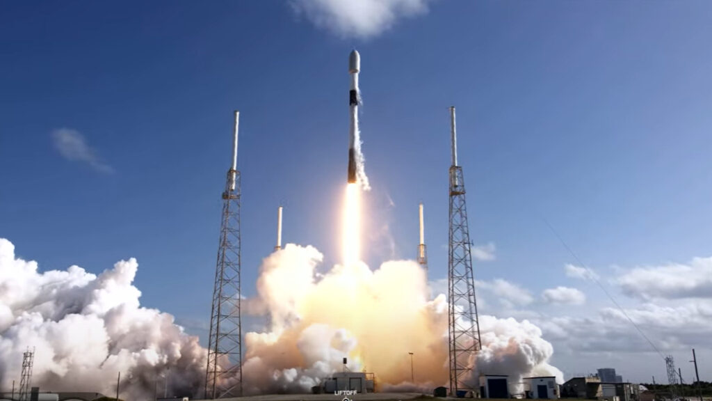 SpaceX's Falcon 9 launches 53 Starlink satellites to orbit
