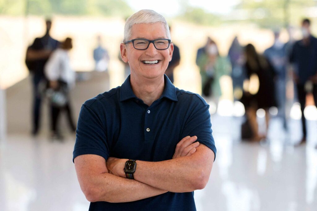 Tim Cook Says He Would Prefer People Buy iPhones Than Support RCS Messages