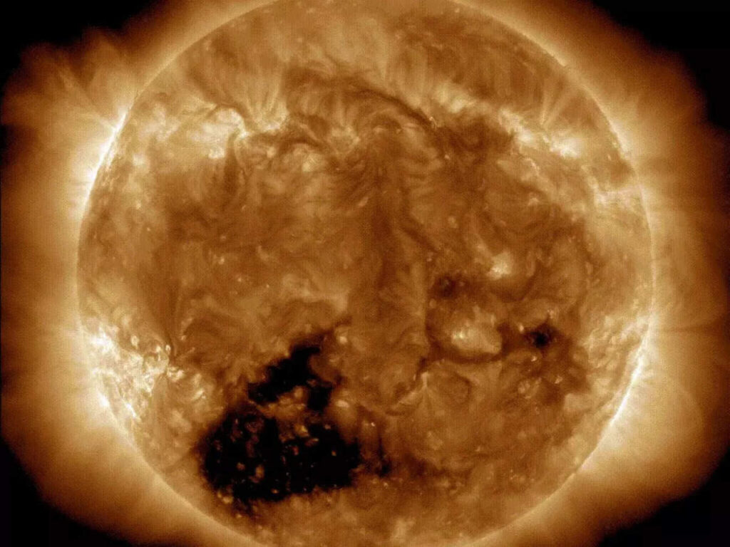 Solar Storm Caused By Huge Coronal Hole 20-30 Times Earth's Size Could Hit The Planet On Friday